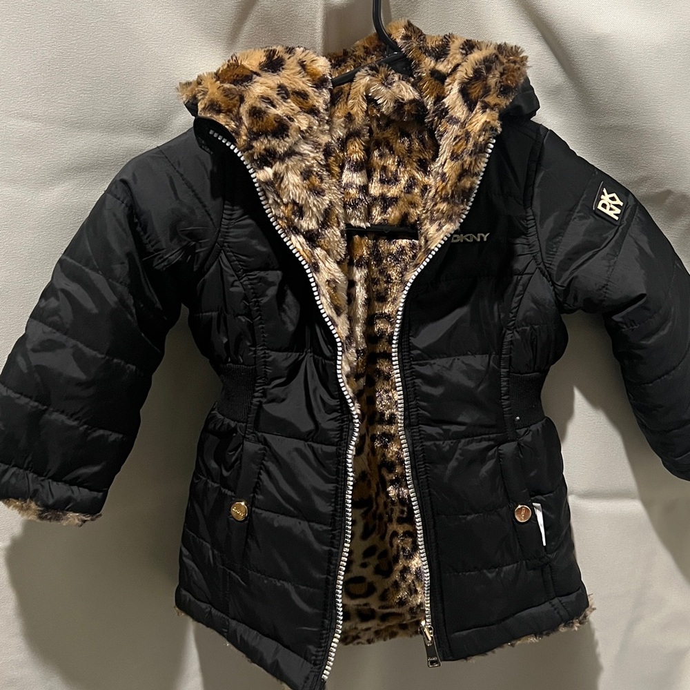 Toddler 2T Reversible DKNY Black Puffer‎ Jacket with Gold Logo Buttons